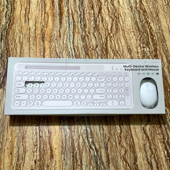 Multi-Device Wireless Keyboard and Mouse Compatible with iOS Android Mac Windows - Picture 1 of 4